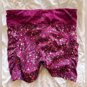 lululemon Speed Track Shorts in Purple Mosaic